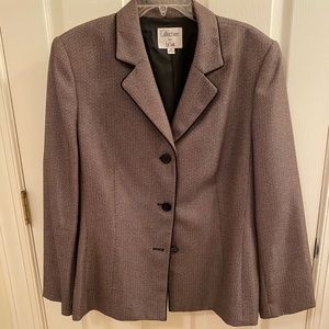 Taupe and black suit jacket - Sz 18